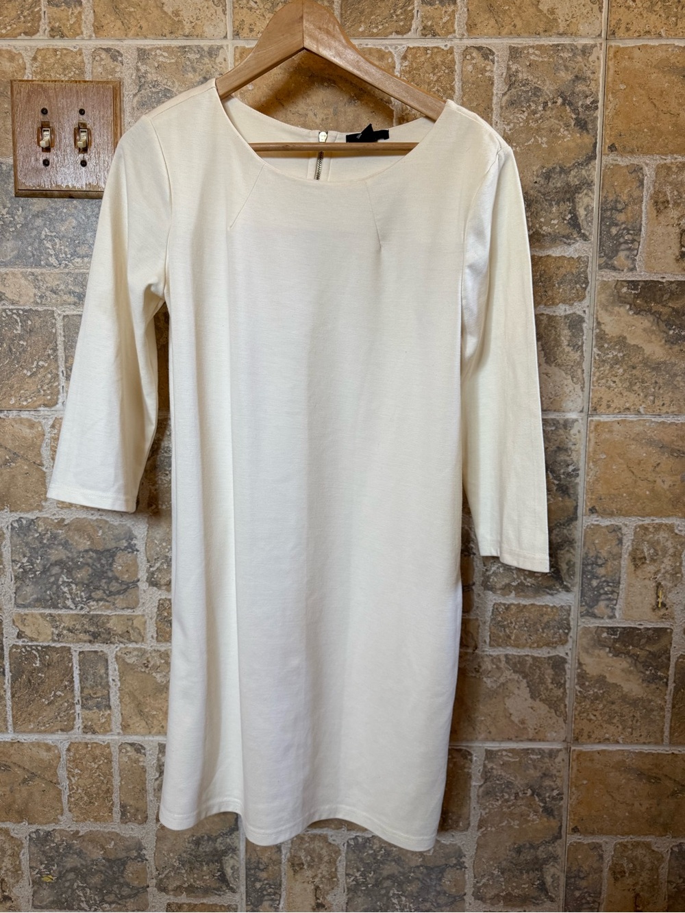 H&M Women’s Cream Ponte Sheath Dress Medium